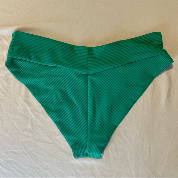 Frankie’s Bikinis Gavin Bottom - Picture 3 of 5